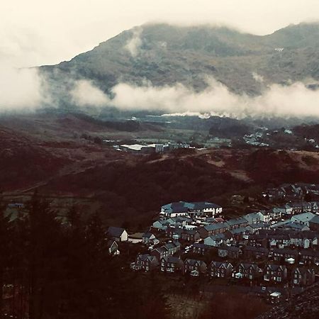 Cosy Terrace Cottage Built Into The Mountain Side. Blaenau Ffestiniog Exteriér fotografie