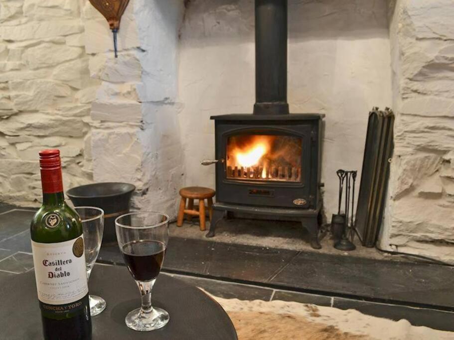 Cosy Terrace Cottage Built Into The Mountain Side. Blaenau Ffestiniog Exteriér fotografie